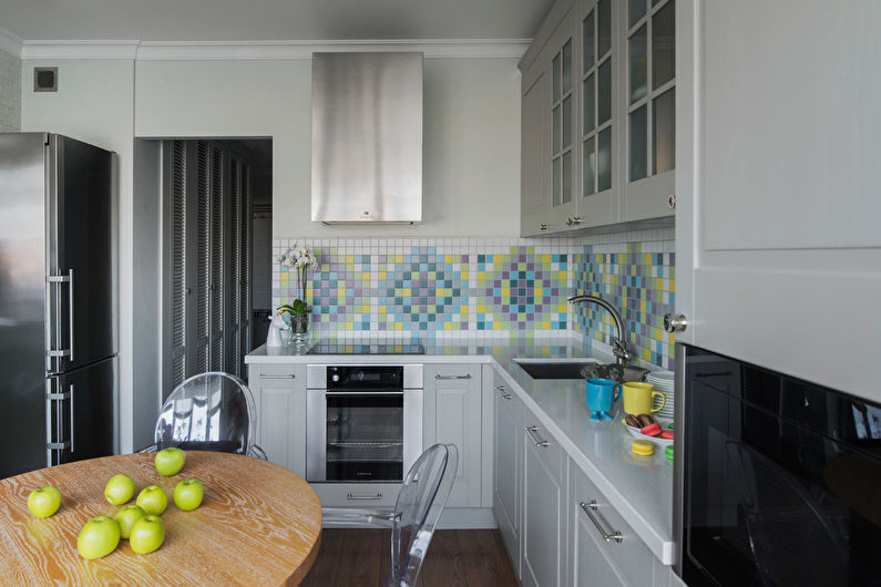 Mosaic kitchen apron