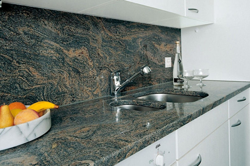 Stone apron for the kitchen