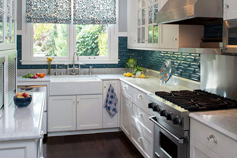Furniture for a small kitchen - How to choose a color and design