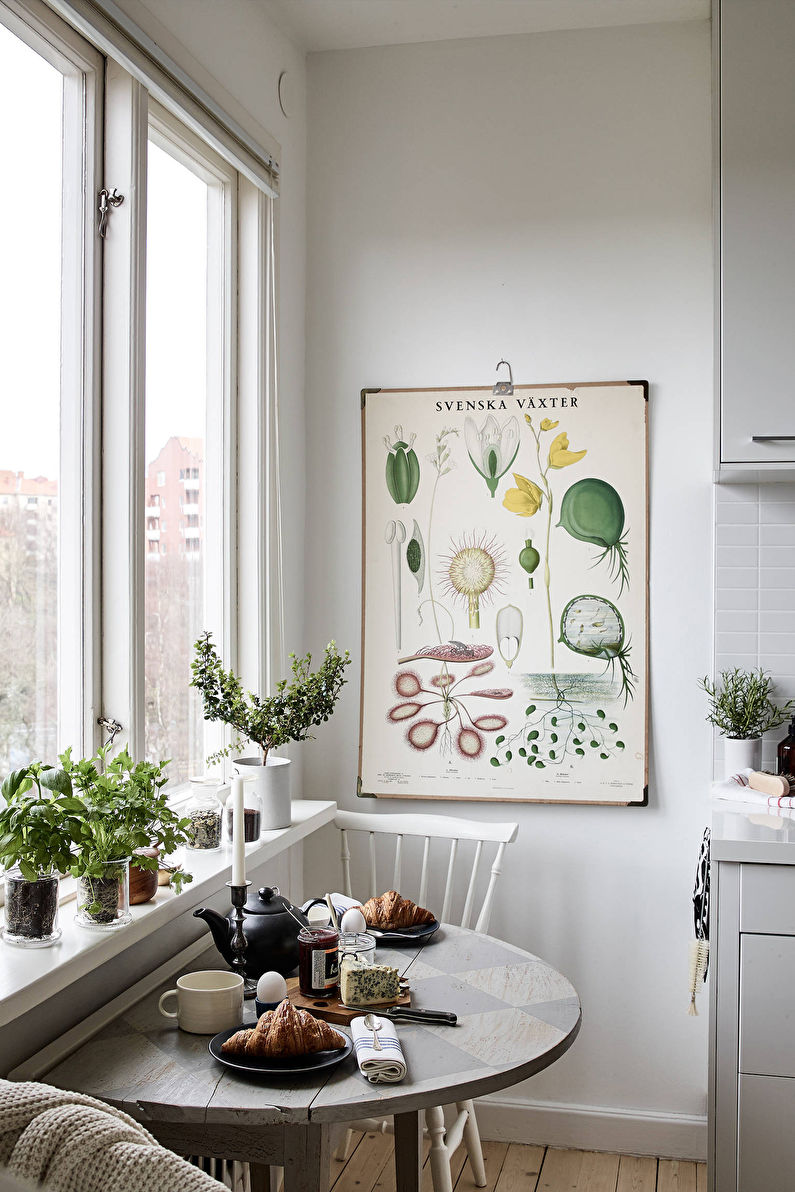 Furniture for a small kitchen - Furniture for a dining area