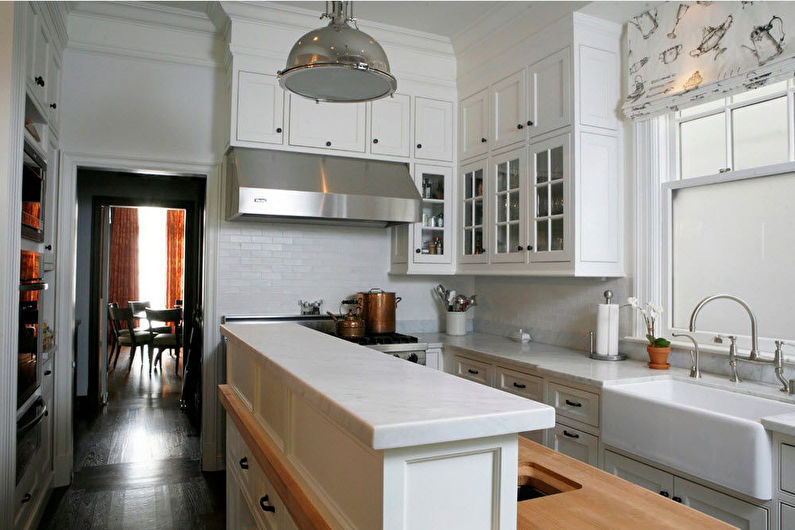 Furniture for a small kitchen - How to arrange furniture, layout options
