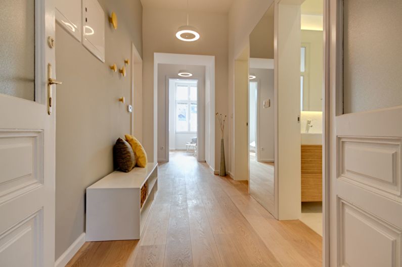 Stretch ceiling in the hallway - photo