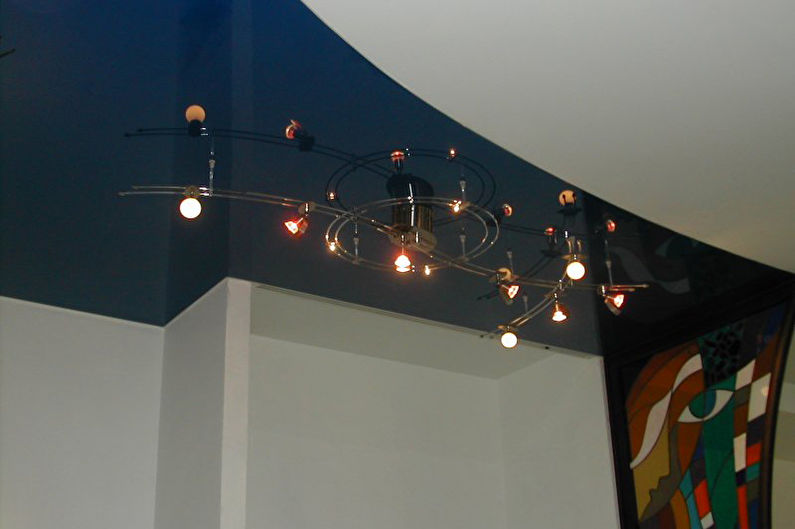 Stretch ceiling in the hallway - photo