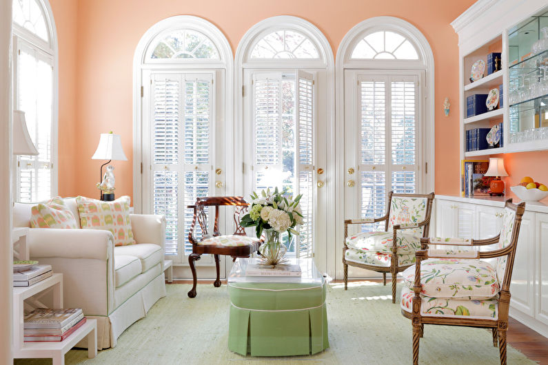 Fleur de pêche dans le salon - Design d'intérieur