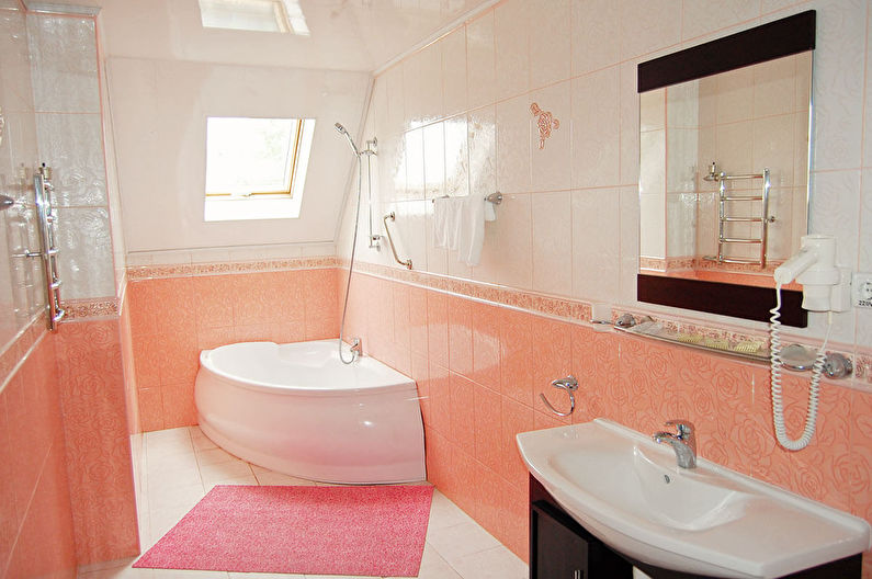 Couleur pêche dans la salle de bain - Design d'intérieur