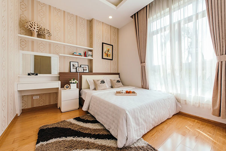 Beige wallpaper in the interior - Features