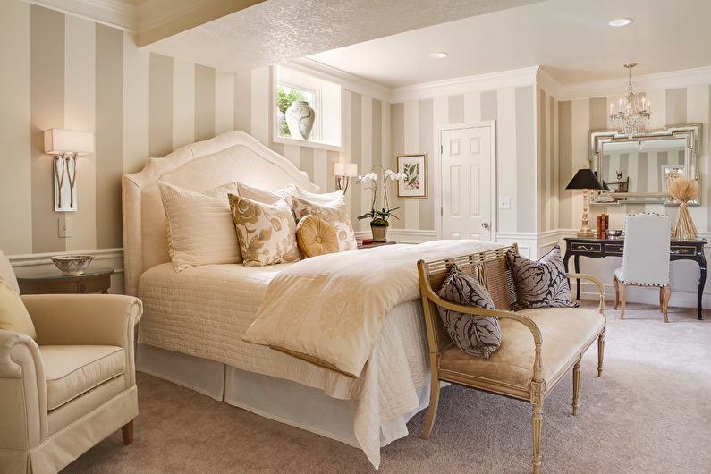 Beige wallpaper in the interior - Types of wallpaper
