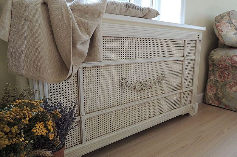 Types of screens for radiators - Depending on the material