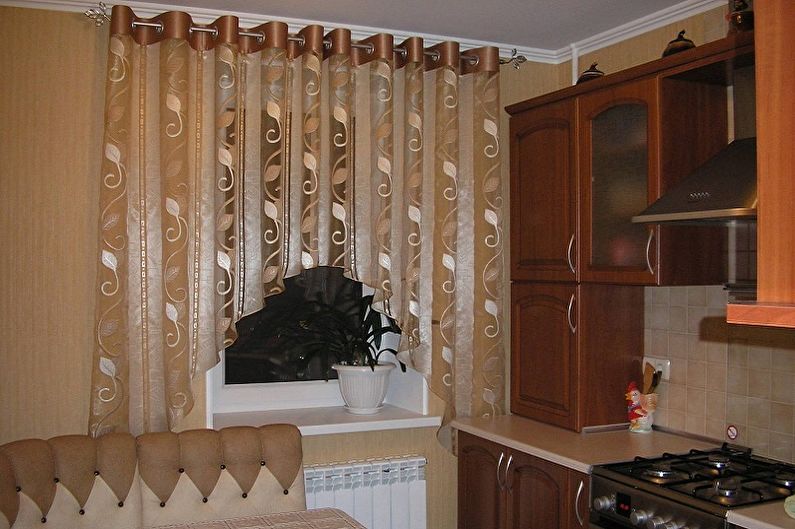 Types of curtains in the kitchen - Curtain arches and lambrequins