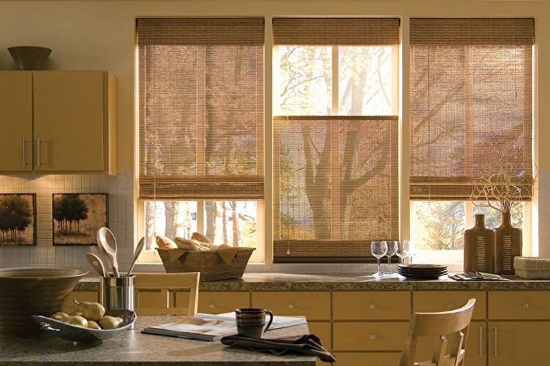 Curtains in the kitchen - photo