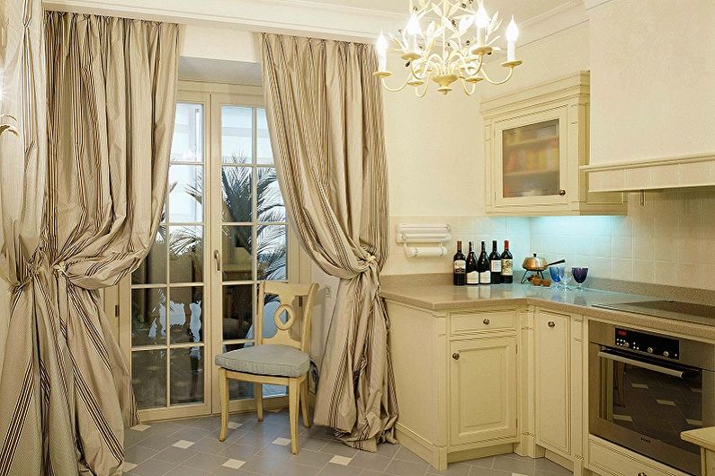 Curtains in the kitchen - photo