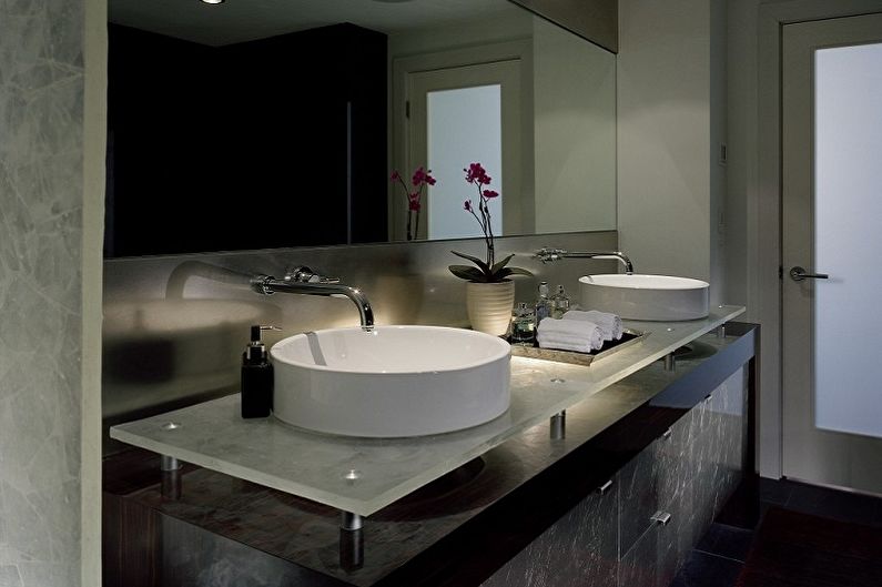 Bathroom sink - photo