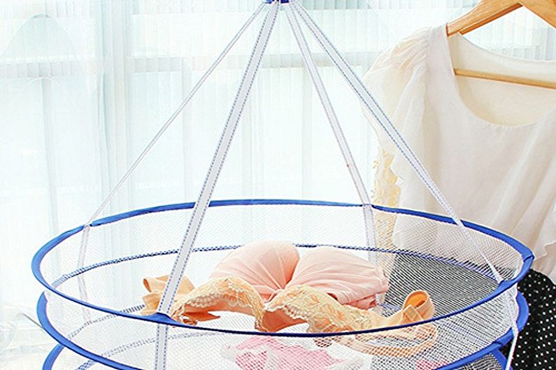 Designs of ceiling clothes dryers - Dryers for clothes with a polymer mesh