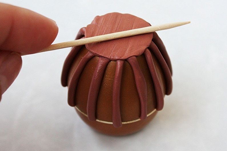DIY wickerwork made of cold porcelain
