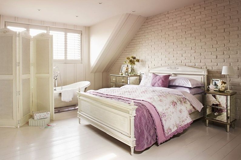 Room Screen - Features