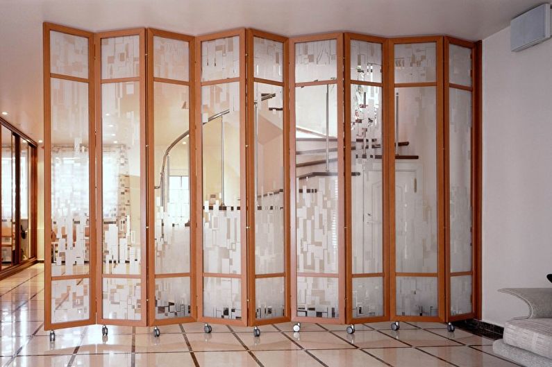 Screen for a room - photo