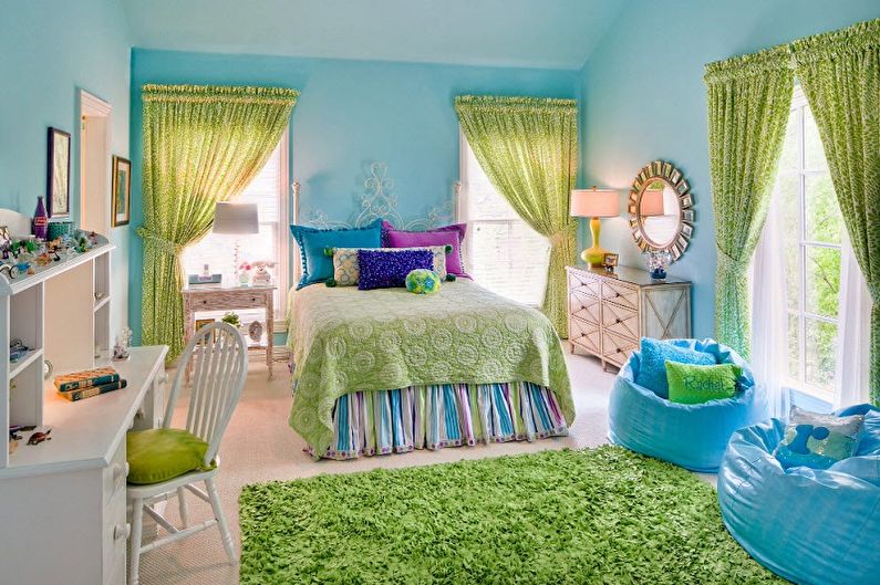Green with Blue - What Colors Does Blue Match