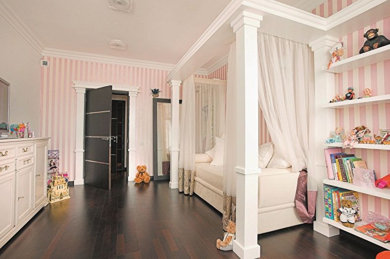 Stucco molding from polyurethane in a children's room