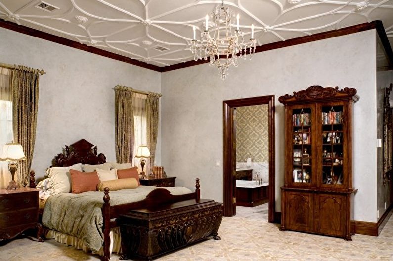 Stucco molding from polyurethane - photo