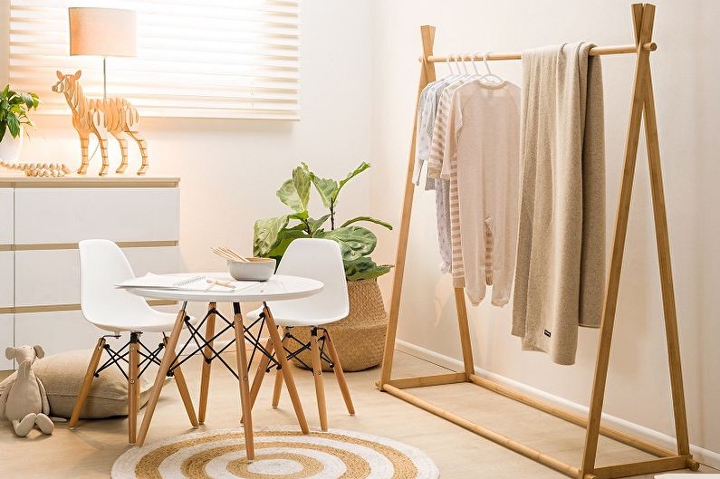 Floor clothes hanger - Material