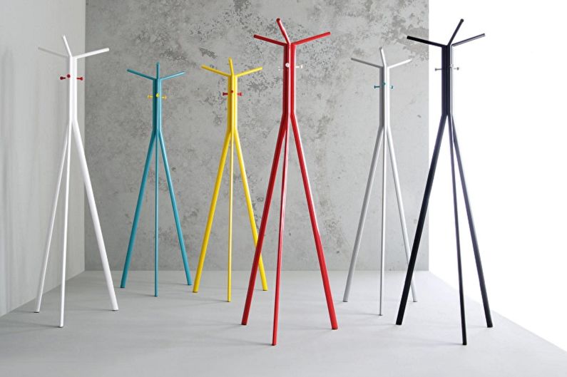 Floor hangers for clothes - photo