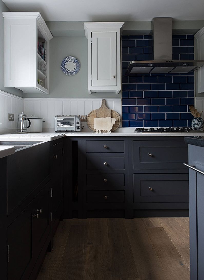 Kitchen interior design 13 sq.m. - Photo