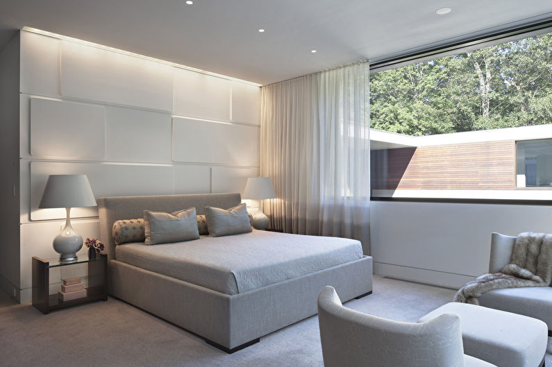 One-level drywall ceiling in the bedroom
