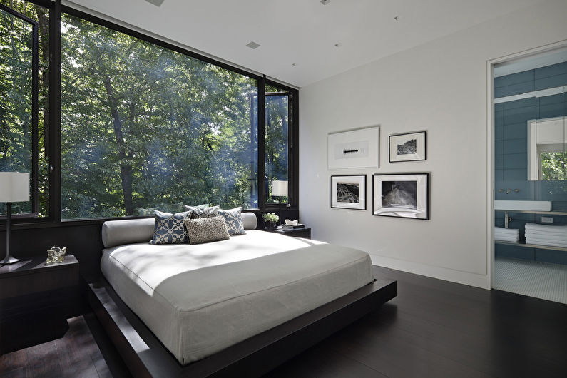 One-level drywall ceiling in the bedroom