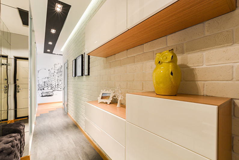 Gipsplaterloft i gangen - foto