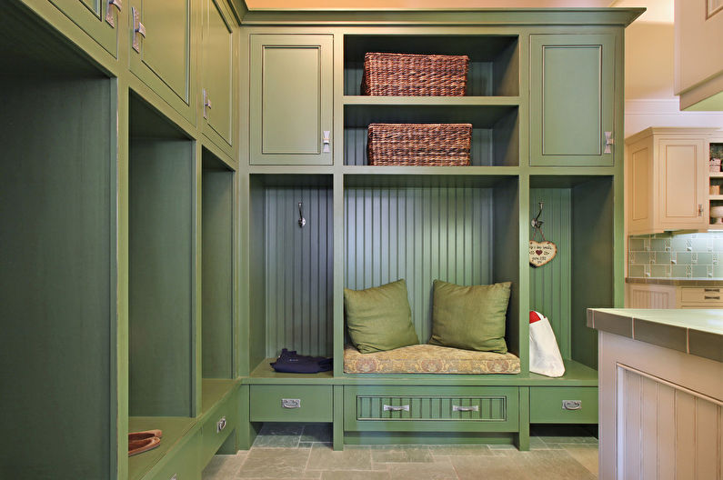 Colore pistacchio nell'interno del corridoio - Foto di design