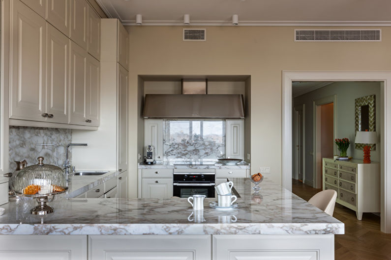 Interior design kitchen in the neoclassical style - photo