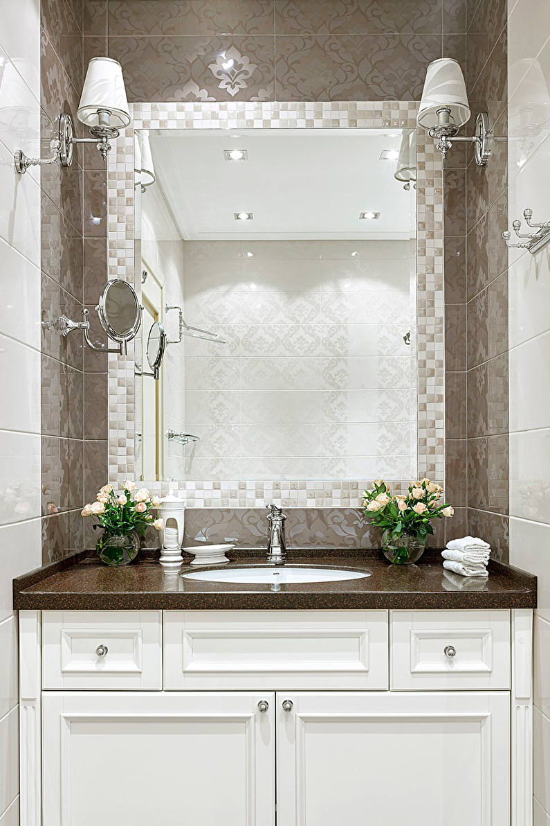 Neoclassical style bathroom interior design - photo