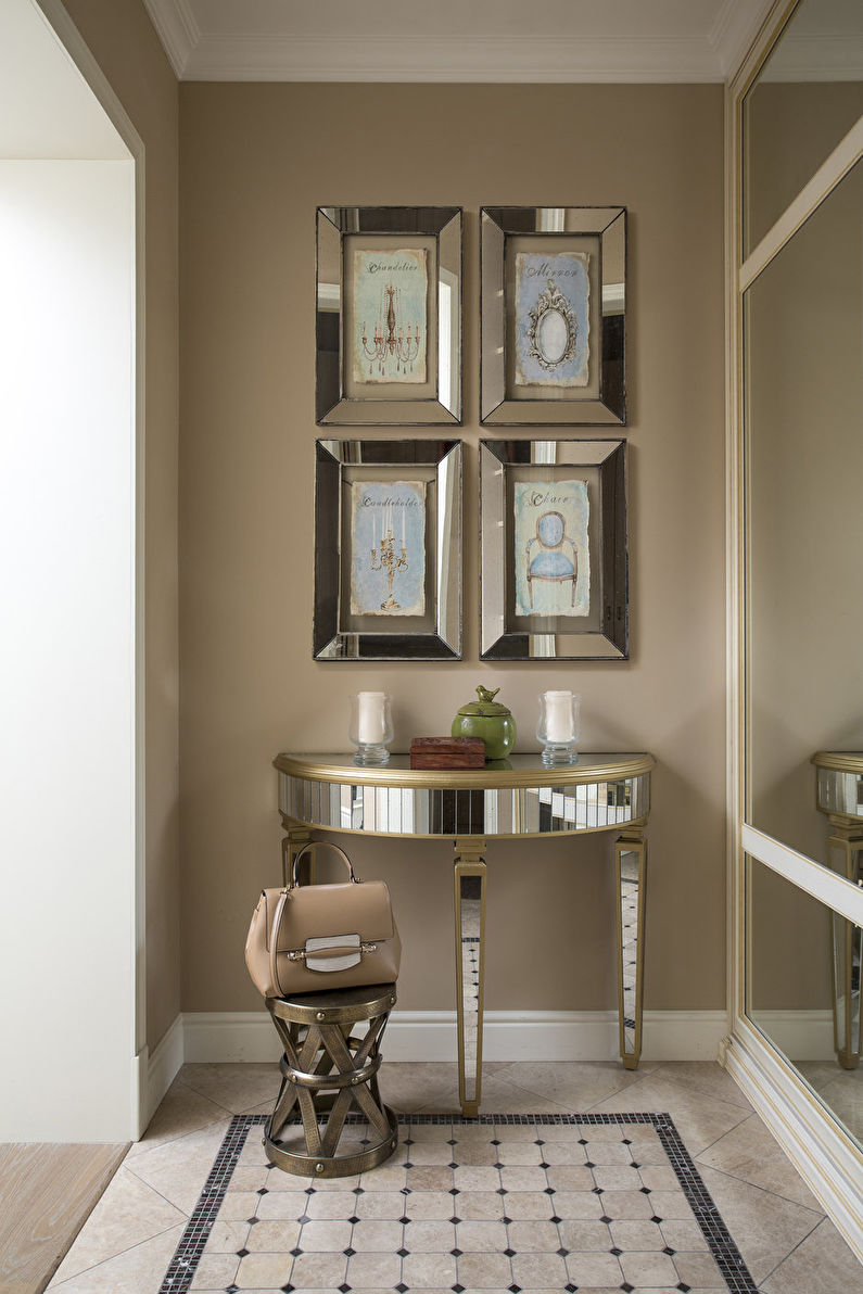 Interior design of the hallway in the neoclassical style - photo