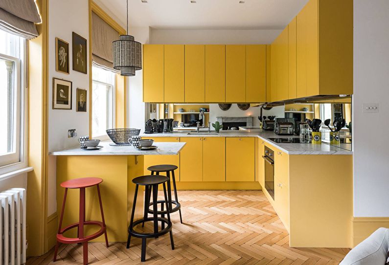 Yellow kitchen 10 sq.m. - Interior Design