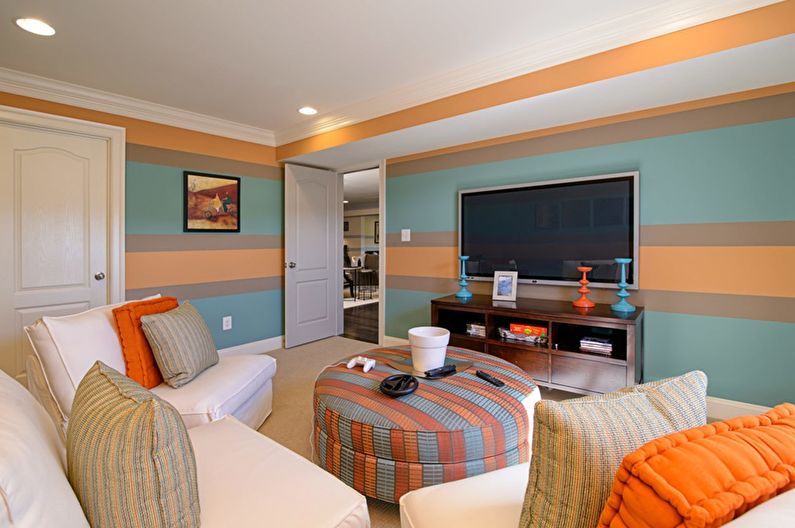 How to visually enlarge a room - Drawings in the form of various stripes in the interior