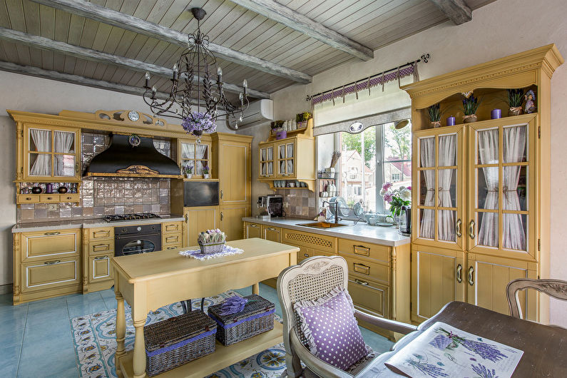 Interior design kitchen in the style of shabby chic - photo