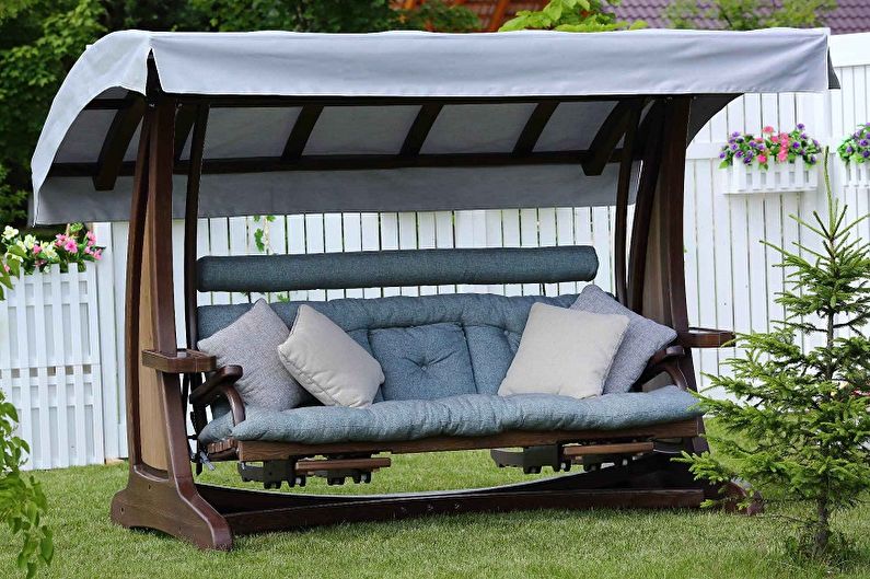 Types of swings for summer cottages - Garden swings for a relaxing holiday