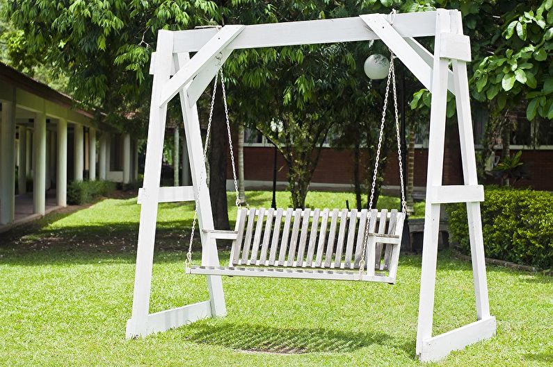 Materials for the manufacture of a swing for the garden - Wood