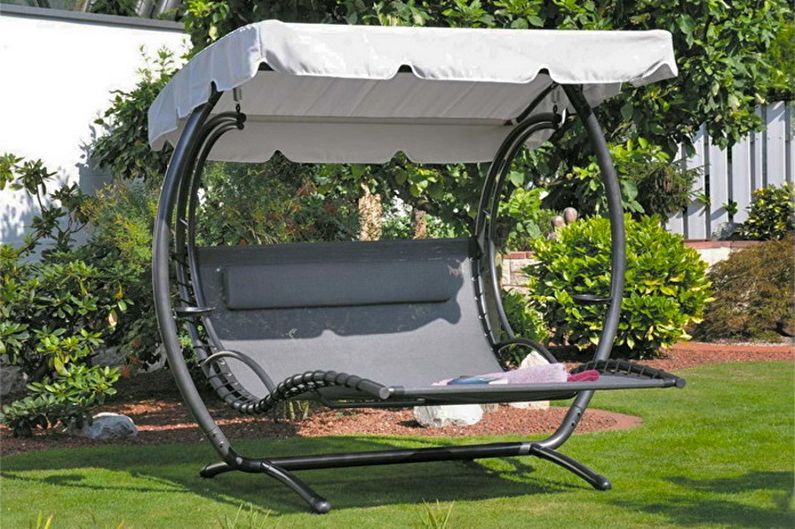 Materials for the manufacture of a swing for the garden - Metal