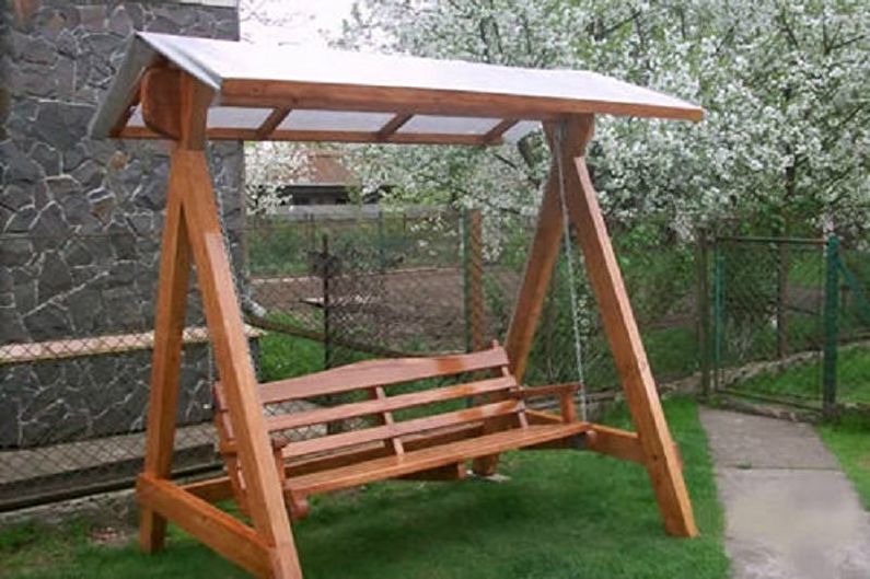 DIY wooden garden swing