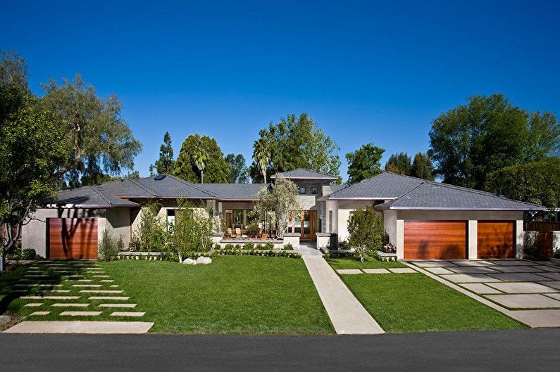 One-storey houses with a garage - photos and projects
