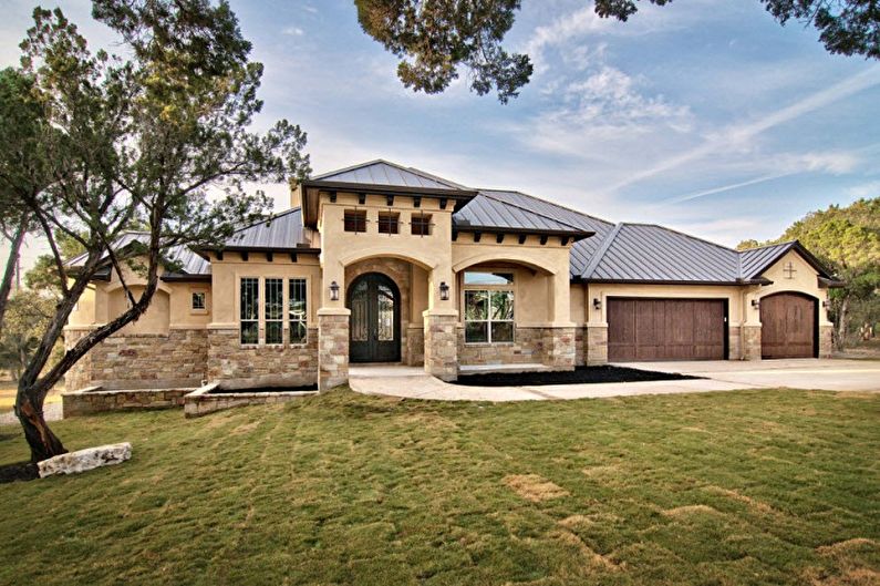 One-storey houses with a garage - photos and projects