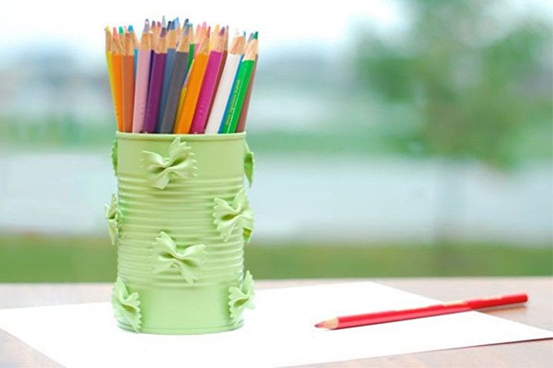 DIY pasta crafts - photos and ideas