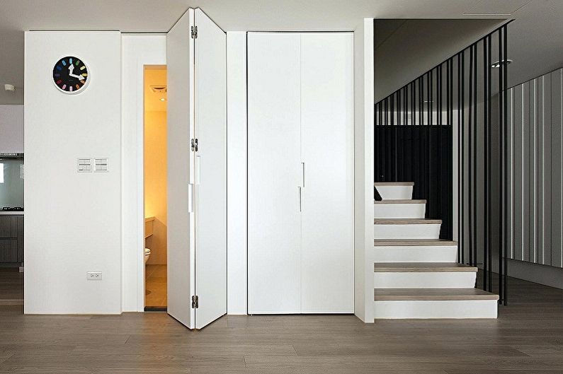 White doors in the interior - photo