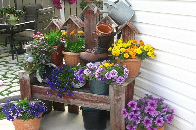 Street flowerpots - photo