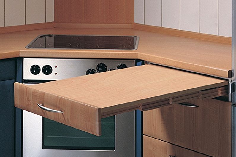 Functionality of a small corner kitchen - Small corner kitchen with unusual solutions