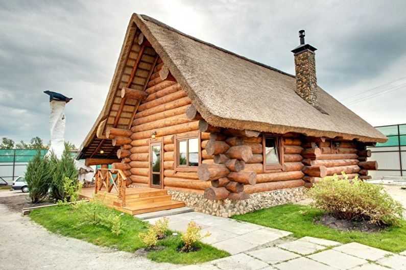 Houses made of logs - photo and projects