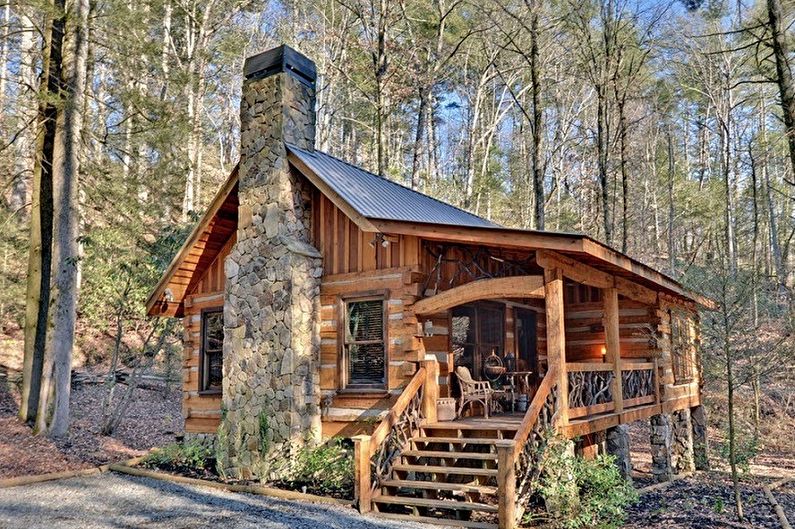 Houses made of logs - photo and projects