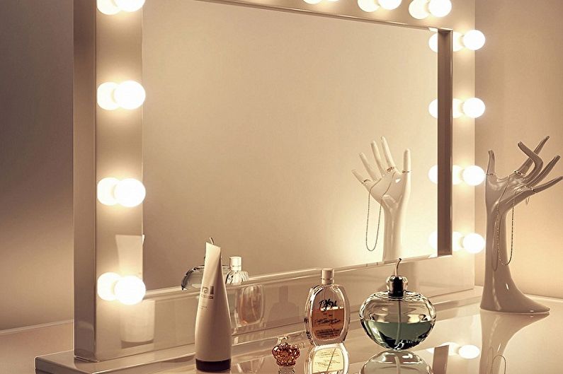 Make-up mirror with bulbs - photo