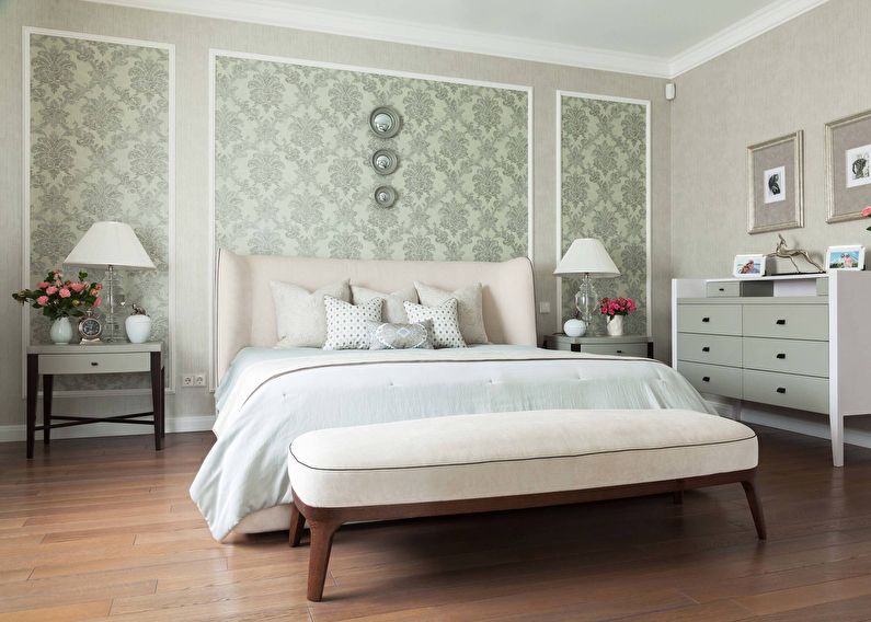 Insert - a combination of wallpaper in the bedroom